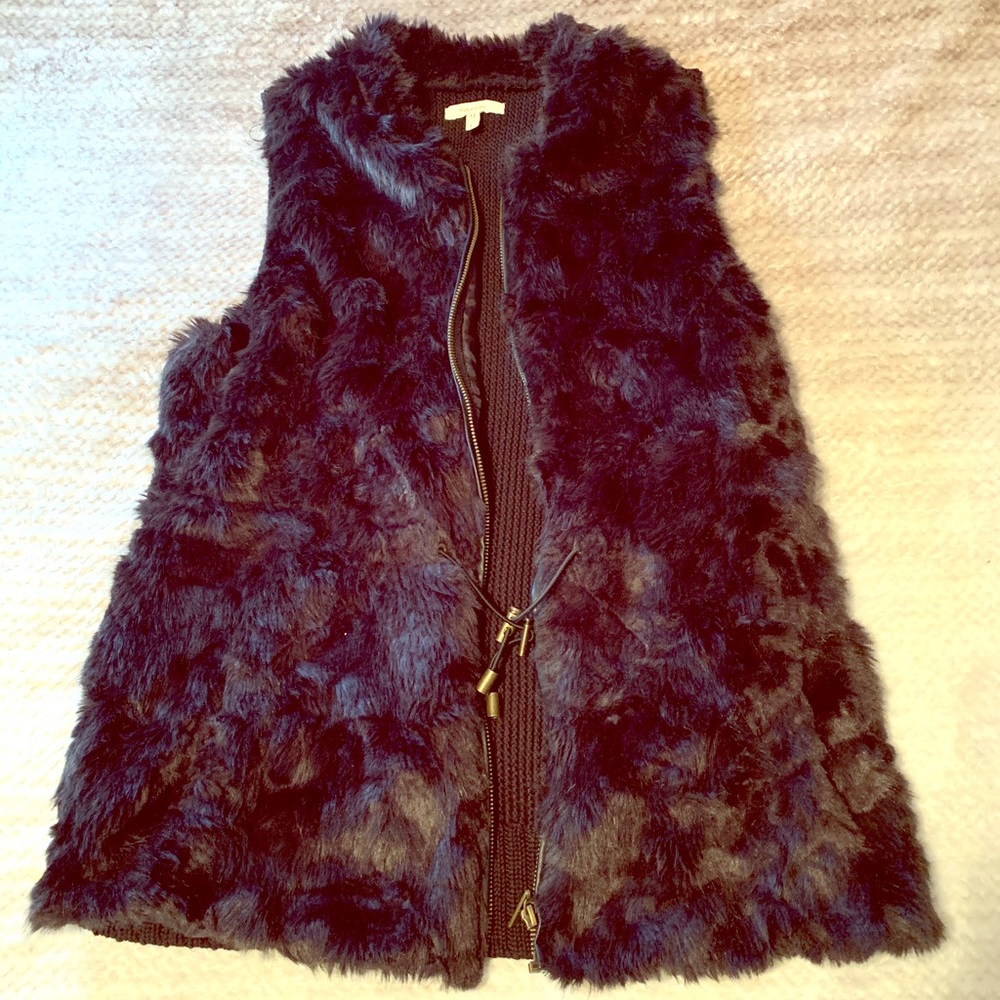 Faux-fur vest